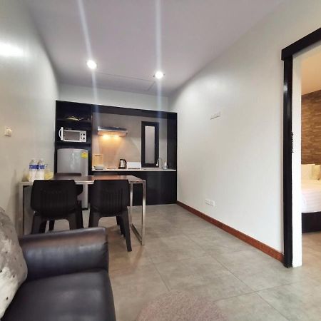 Pamoni Hotel Bãi biển Chaweng Ngoại thất bức ảnh