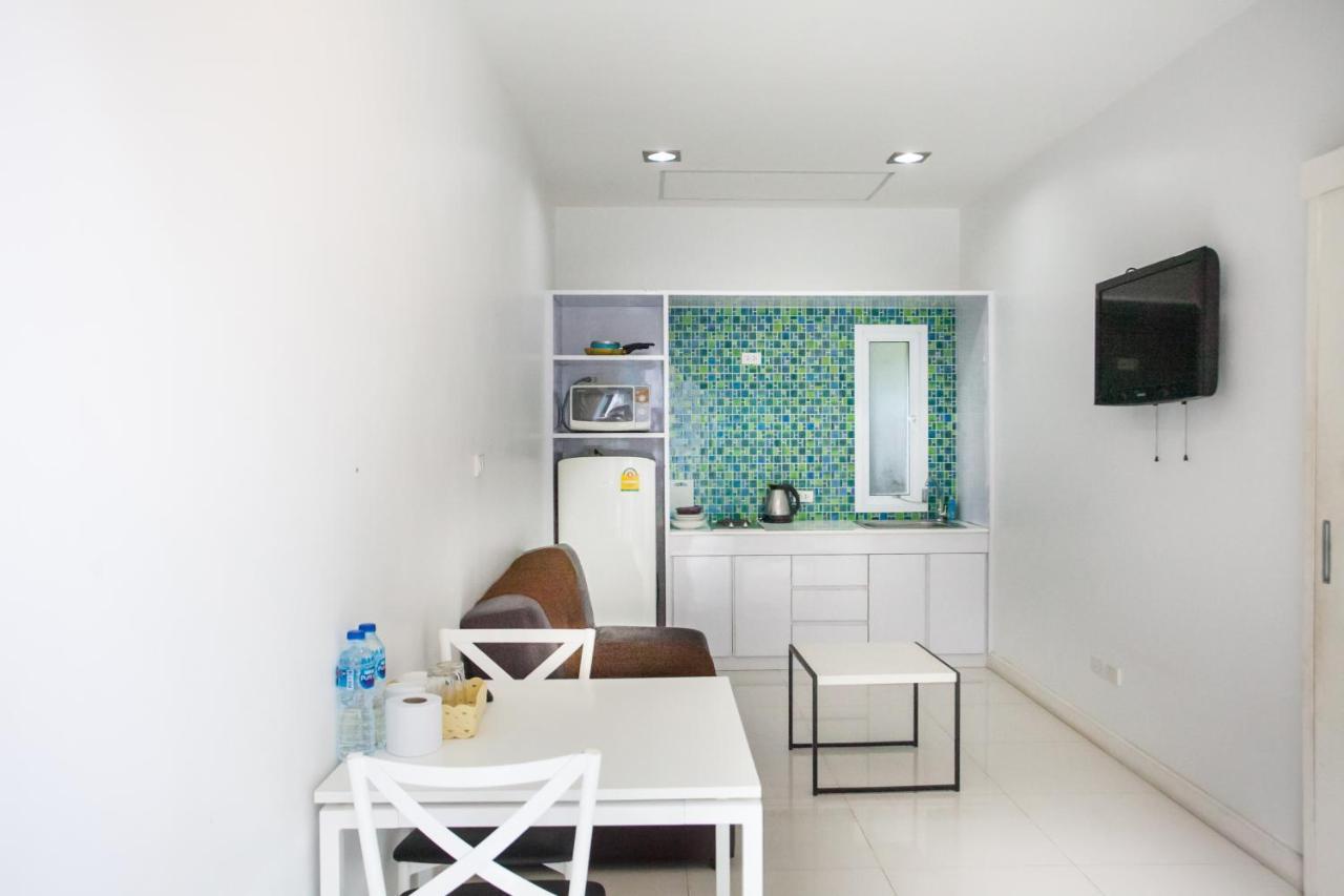 Pamoni Hotel Bãi biển Chaweng Ngoại thất bức ảnh