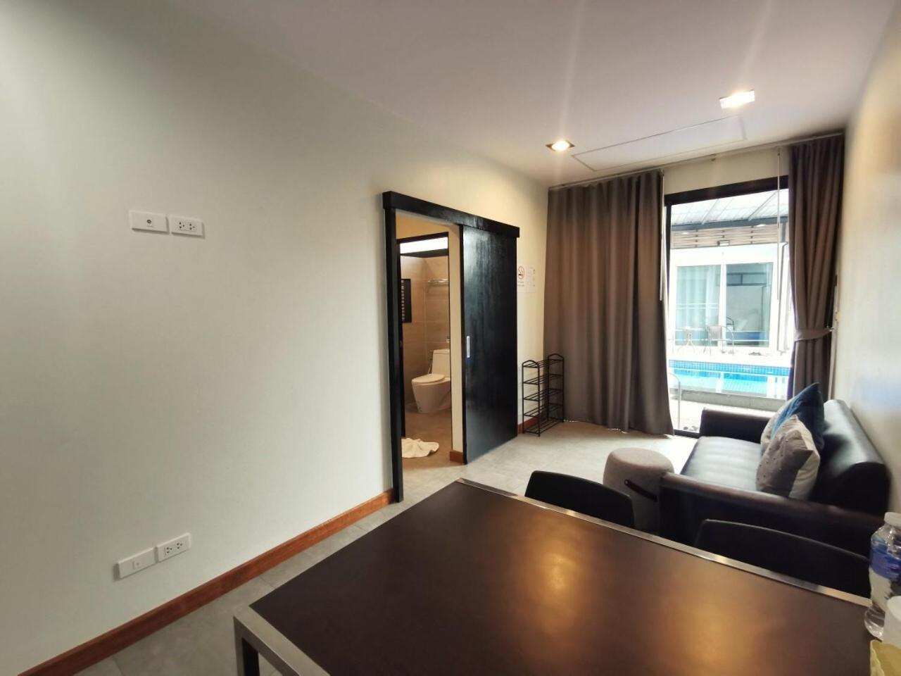Pamoni Hotel Bãi biển Chaweng Ngoại thất bức ảnh