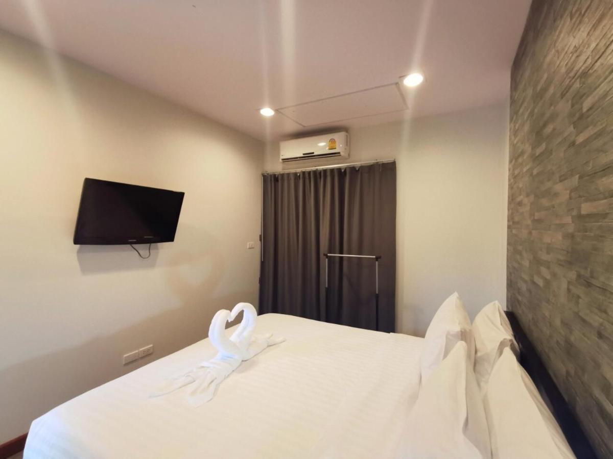 Pamoni Hotel Bãi biển Chaweng Ngoại thất bức ảnh